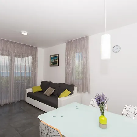 Piramida Apartment Trogir