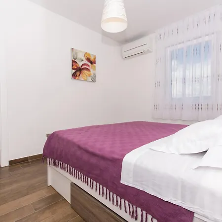 Apartman Piramida