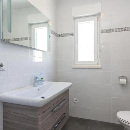 Piramida Trogir
