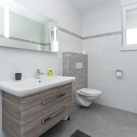 Piramida Apartment Trogir