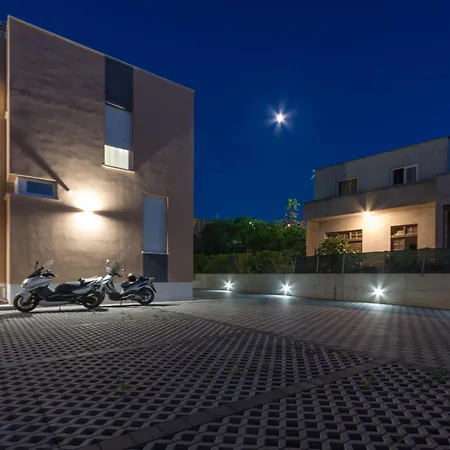 Apartman Piramida